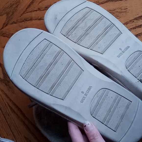 Steve madden fuzzy quilted slipper booties LIKE NEW slip on - Picture 3 of 4